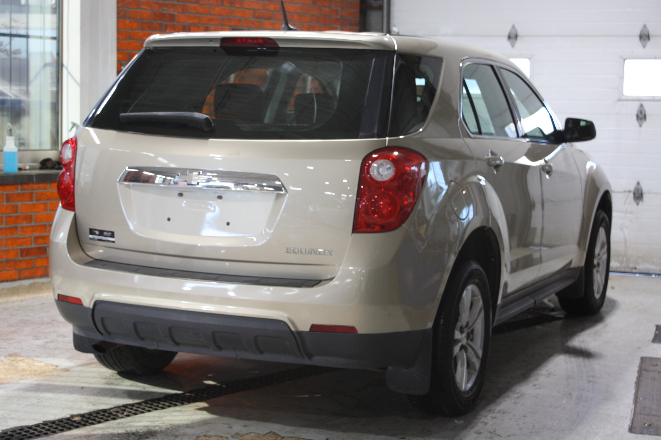 2011 CHEVROLET EQUINOX LS